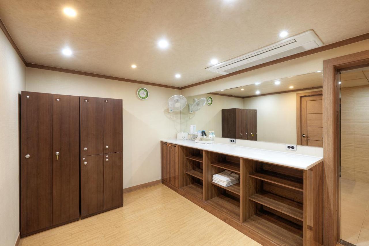 Gyeongju Gg Tourist Hotel Экстерьер фото