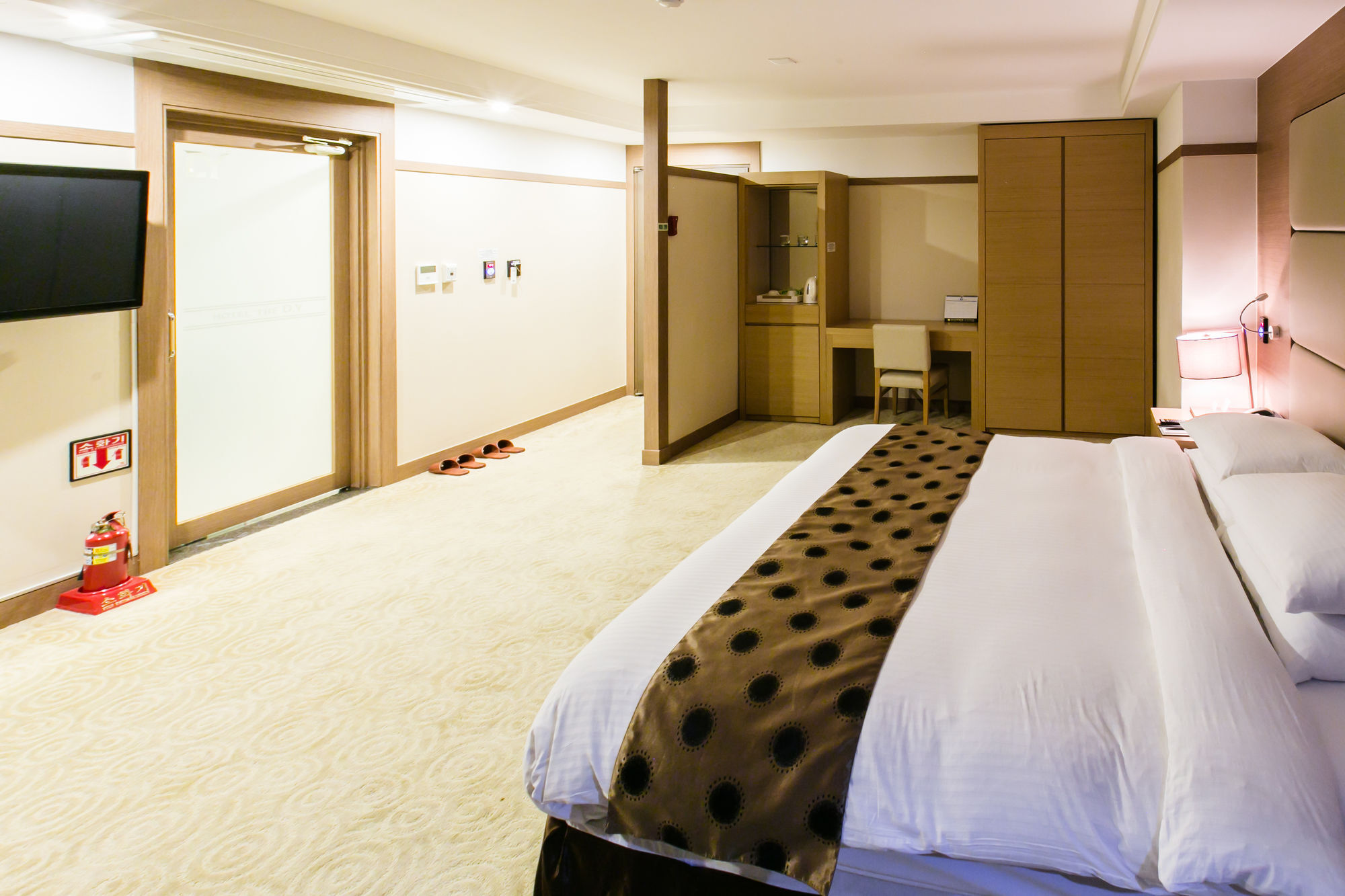 Gyeongju Gg Tourist Hotel Экстерьер фото