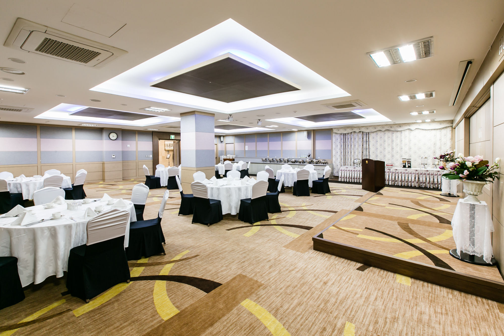 Gyeongju Gg Tourist Hotel Экстерьер фото